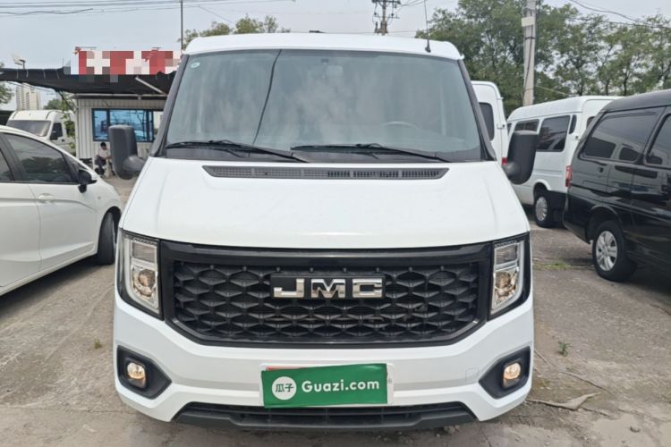 Used JMC Fushun 2023 2.0T Automatic Short-Wheelbase Low-Roof Commercial & Multi-Purpose Passenger Vehicle 6-Seater with Dual-Opening Tailgate Front