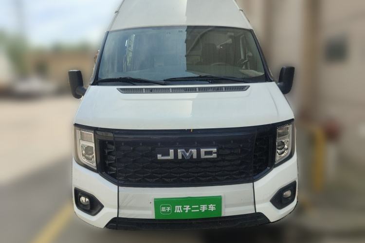 Used JMC Fushun 2023 2.0T Manual Diesel Long-Wheelbase High-Roof Business Van with Dual Rear Tires 6–9 Seats Front