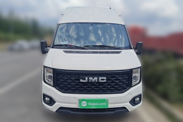 Used JMC Fushun 2023 2.0T Manual Diesel Long-Wheelbase High-Roof Business Van with Dual Rear Tires 6–9 Seats Front