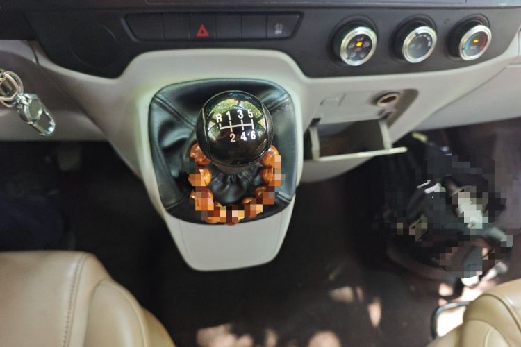 Used JMC Fushun 2023 2.0T Manual Mid-Roof Mid-Height Passenger Version Business-Class 9-Seater (Non-Commercial) Gear Lever