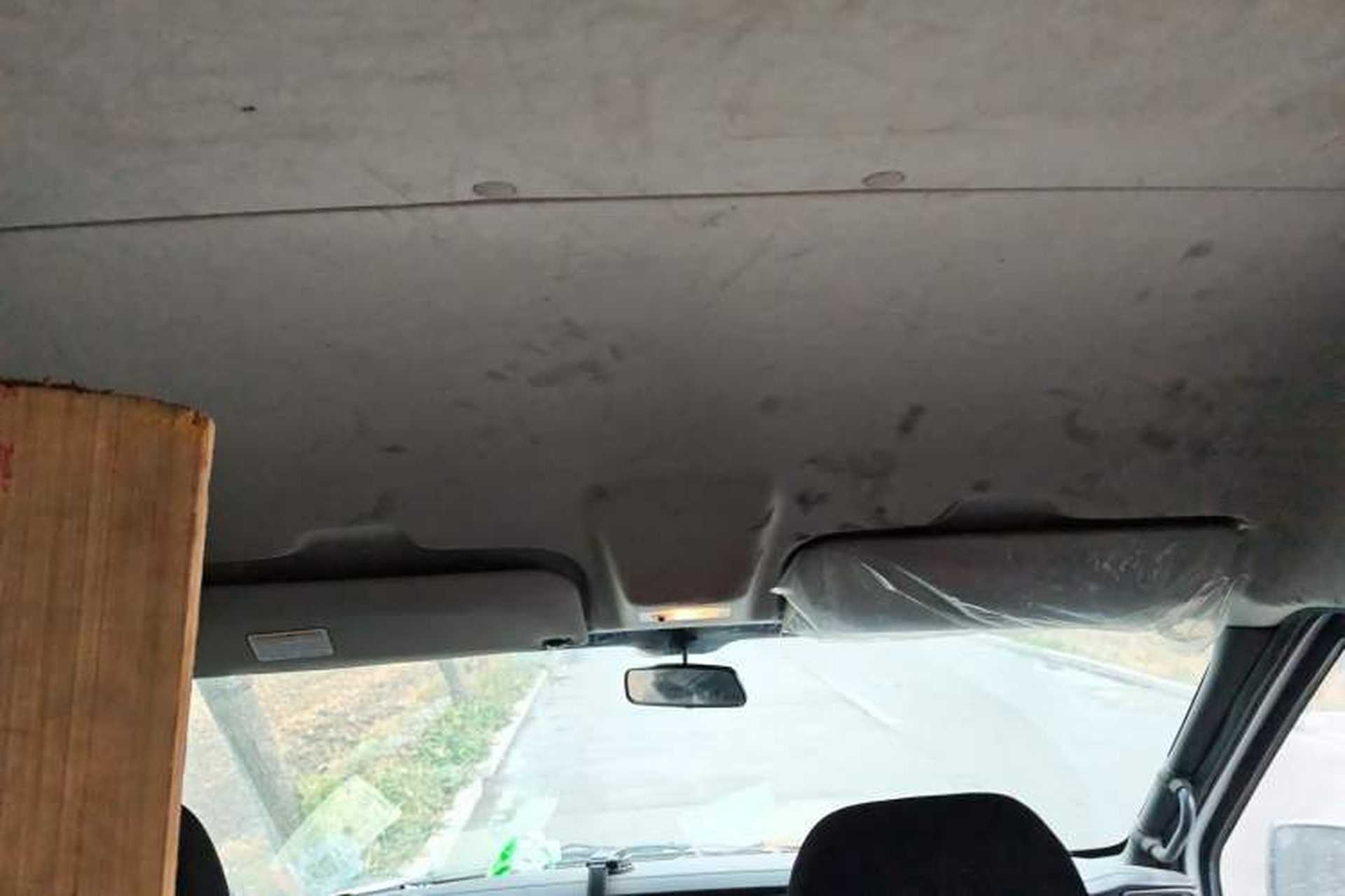 Used JMC Fushun 2023 2.0T Manual Short-Wheelbase Mid-Height Commercial Multi-Purpose 5-Seater Passenger Vehicle Headliner