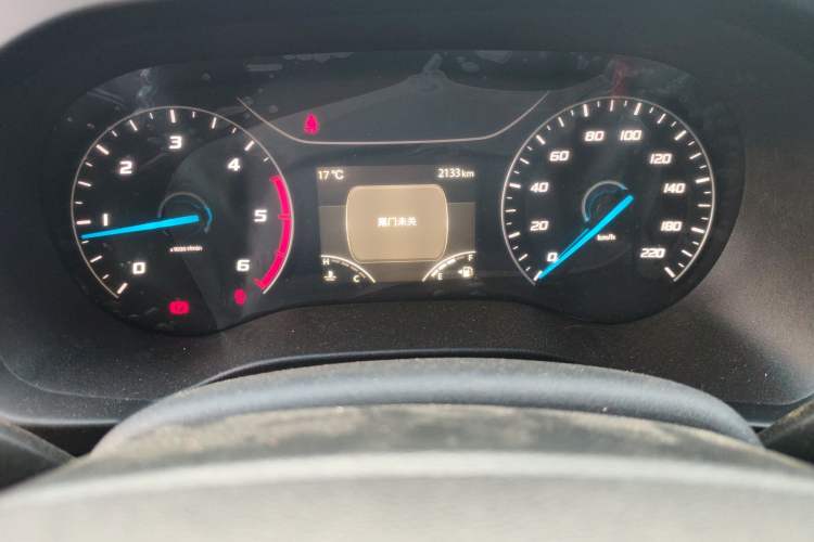 Used JMC Fushun 2023 2.0T Manual Mid-Drive Mid-Roof Commercial Multi-Purpose 7-Seater Passenger Vehicle Instrument Cluster