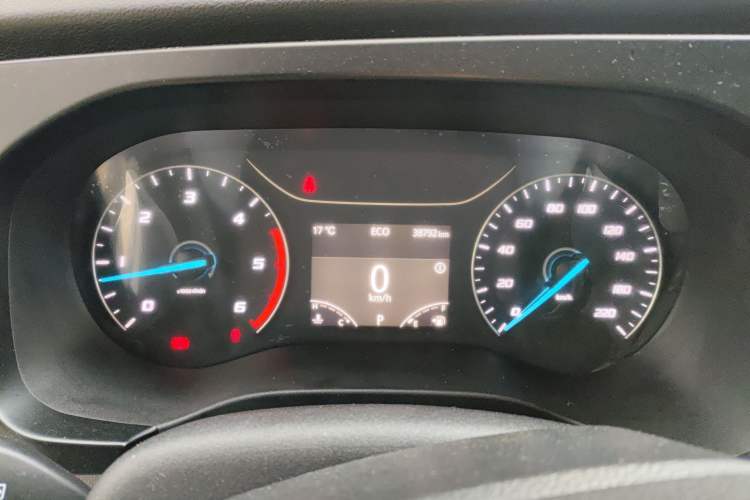 Used JMC Fushun 2023 2.0T Automatic Mid-Range High-Roof Commercial Multi-Purpose 7-Seater Passenger Vehicle Instrument Cluster
