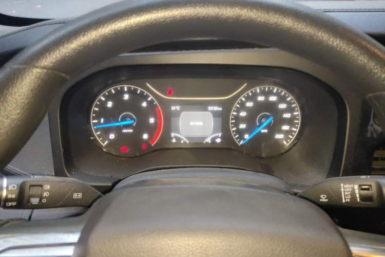 Used JMC Fushun 2023 2.0T Manual Mid-Drive Mid-Roof Commercial Multi-Purpose 7-Seater Passenger Vehicle Instrument Cluster