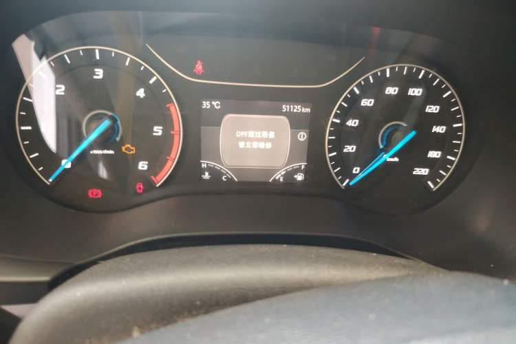 Used JMC Fushun 2023 2.0T Manual Short-Wheelbase Mid-Height Commercial Multi-Purpose 5-Seater Passenger Vehicle Instrument Cluster