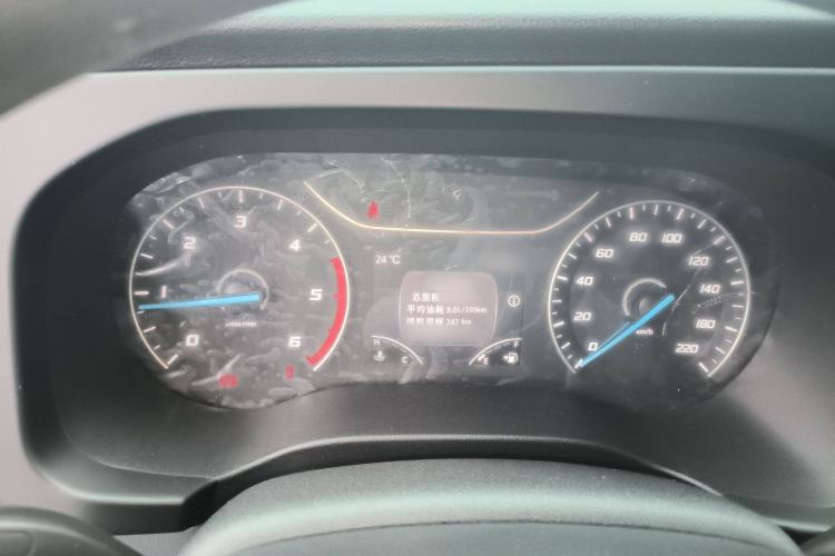Used JMC Fushun 2023 2.0T Manual Short-Wheelbase Mid-Height Commercial Multi-Purpose 5-Seater Passenger Vehicle Instrument Cluster