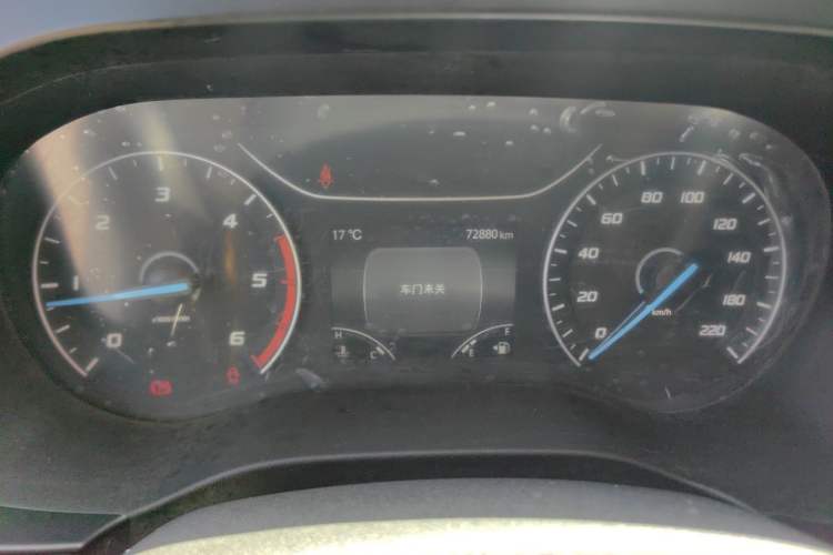 Used JMC Fushun 2023 2.0T Manual Mid-Drive Mid-Roof Commercial Multi-Purpose 7-Seater Passenger Vehicle Instrument Cluster