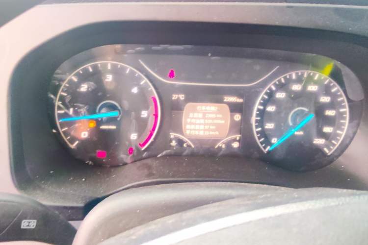 Used JMC Fushun 2023 2.0T Manual Mid-Drive Mid-Roof Commercial Van Transporter 2/3 Seats Instrument Cluster