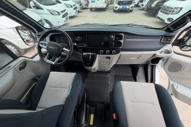 Used JMC Fushun 2023 2.0T Automatic Mid-Roof Business Class 9 (Non-Commercial) Interior 1