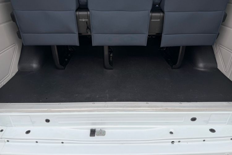 Used JMC Fushun 2023 2.0T Automatic Mid-Roof Business Class 9 (Non-Commercial) Interior 6