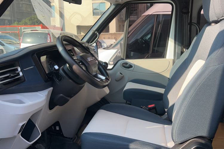 Used JMC Fushun 2023 2.0T Manual Mid-Roof Mid-Height Passenger Version Business-Class 9-Seater (Non-Commercial) Left Front Seat