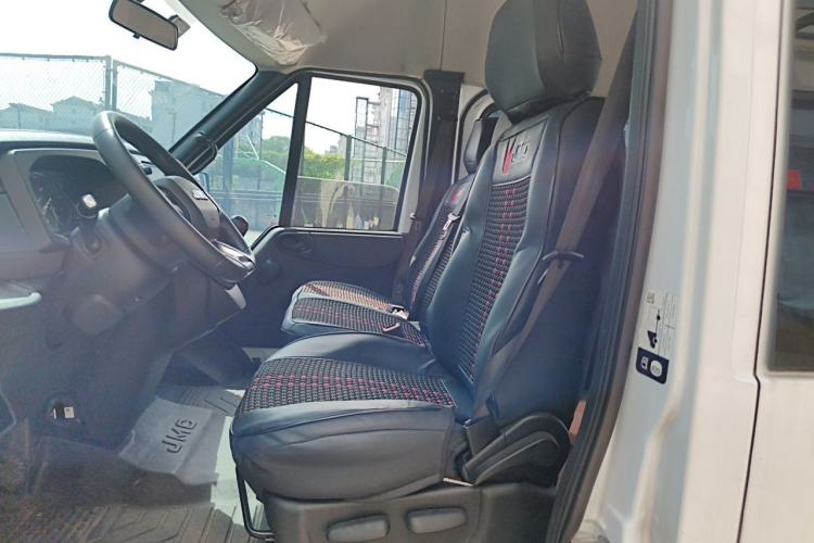 Used JMC Fushun 2023 2.0T Manual Short-Wheelbase Low-Roof Commercial Van 2/3 Seats with Dual-Swing Tailgate Left Rear Seat