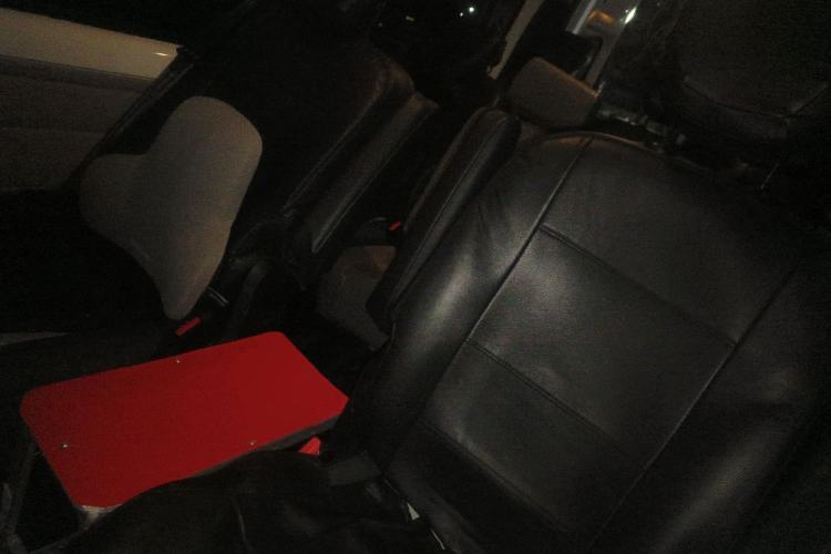 Used JMC Fushun 2023 2.0T Manual Mid-axle Mid-roof Business-Class 9-Seater (Non-Commercial) Left Rear Seat