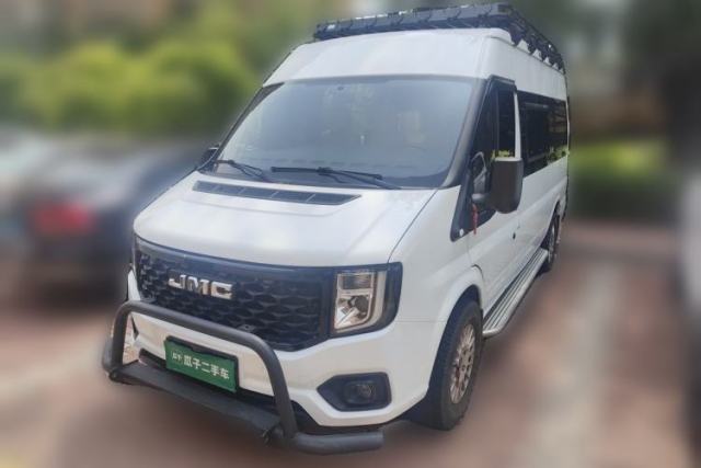 Used JMC Fushun 2023 2.0T Automatic Mid-Range High-Roof Commercial Multi-Purpose Passenger Vehicle with 6 Seats