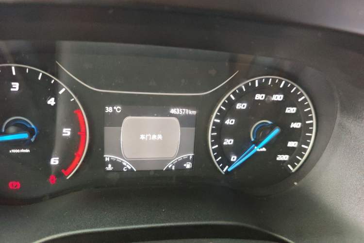 Used JMC Fushun 2023 2.0T Manual Mid-Roof Mid-Height Passenger Version Business-Class 9-Seater (Non-Commercial) Odometer Close Up