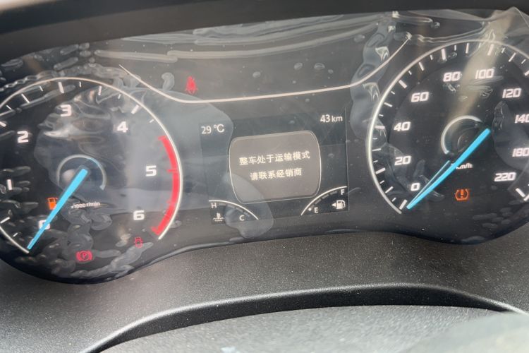 Used JMC Fushun 2023 2.0T Manual Short-Wheelbase Low-Roof Commercial Van 2/3 Seats with Lift-Up Tailgate Odometer Close Up