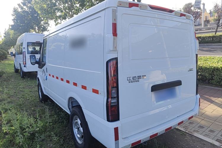 Used JMC Fushun 2023 2.0T Manual Short-Wheelbase Low-Roof Commercial Van 2/3 Seats with Lift-Up Tailgate Rear Left 45 Deg