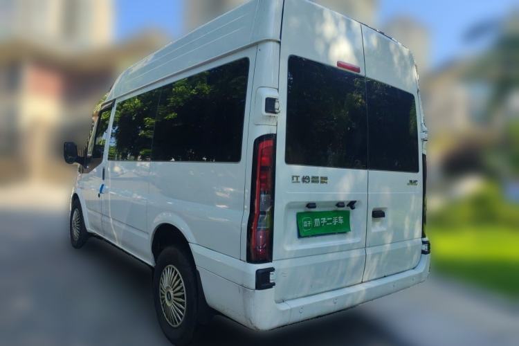 Used JMC Fushun 2023 2.0T Automatic Short-Wheelbase Mid-Height Commercial Multi-Purpose Passenger Vehicle 5 Seats Rear Left 45 Deg