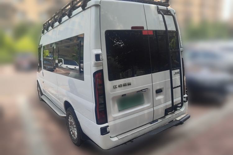 Used JMC Fushun 2023 2.0T Automatic Mid-Range High-Roof Commercial Multi-Purpose Passenger Vehicle with 6 Seats Rear Left 45 Deg