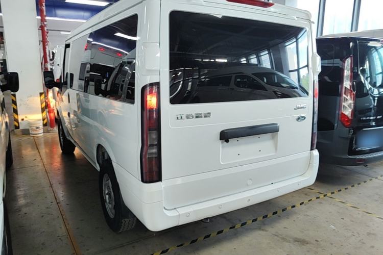 Used JMC Fushun 2023 2.0T Manual Short Wheelbase Low-Roof Commercial Multi-Purpose Passenger Vehicle 6 Seats with Lift-Up Tailgate Rear Left 45 Deg