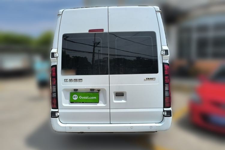 Used JMC Fushun 2023 2.0T Manual Mid-Drive Mid-Roof Commercial Multi-Purpose 7-Seater Passenger Vehicle Rear