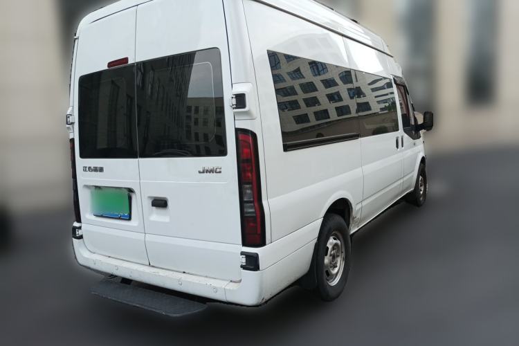Used JMC Fushun 2023 2.0T Automatic Mid-Range High-Roof Commercial Multi-Purpose Passenger Vehicle with 6 Seats Rear Right 45 Deg