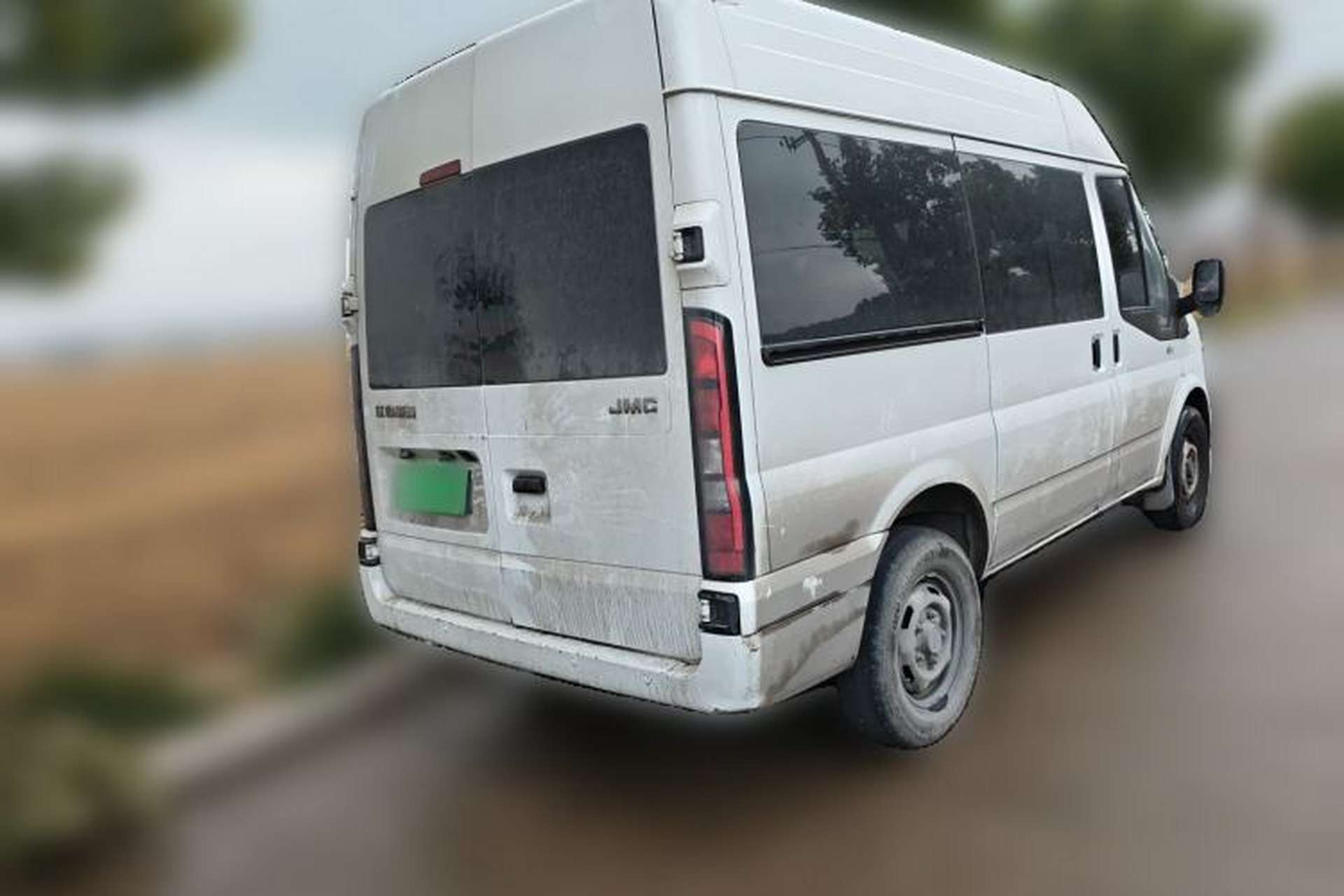 Used JMC Fushun 2023 2.0T Manual Short-Wheelbase Mid-Height Commercial Multi-Purpose 5-Seater Passenger Vehicle Rear Right 45 Deg