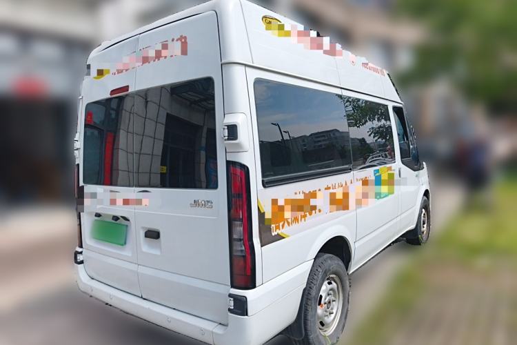 Used JMC Fushun 2023 2.0T Manual Short-Wheelbase Low-Roof Commercial Van 2/3 Seats with Dual-Swing Tailgate Rear Right 45 Deg