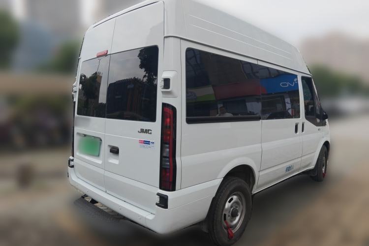 Used JMC Fushun 2023 2.0T Automatic Short-Wheelbase Mid-to-High Roof Commercial & Multi-Purpose Passenger Vehicle 6 Seats Rear Right 45 Deg