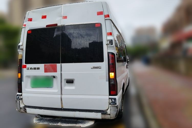 Used JMC Fushun 2023 2.0T Manual Short-Wheelbase Mid-Top Commercial Multi-Purpose 6-Seater Passenger Vehicle Rear Right 45 Deg