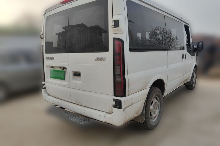 Used JMC Fushun 2023 2.0T Manual Short-Wheelbase Mid-Height Commercial Multi-Purpose 5-Seater Passenger Vehicle Rear Right 45 Deg