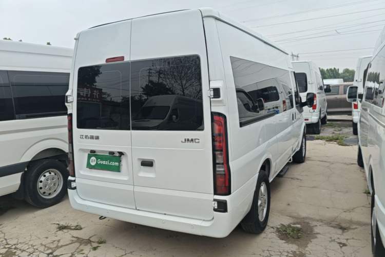 Used JMC Fushun 2023 2.0T Manual Mid-axle Mid-roof Business-Class 9-Seater (Non-Commercial) Rear Right 45 Deg