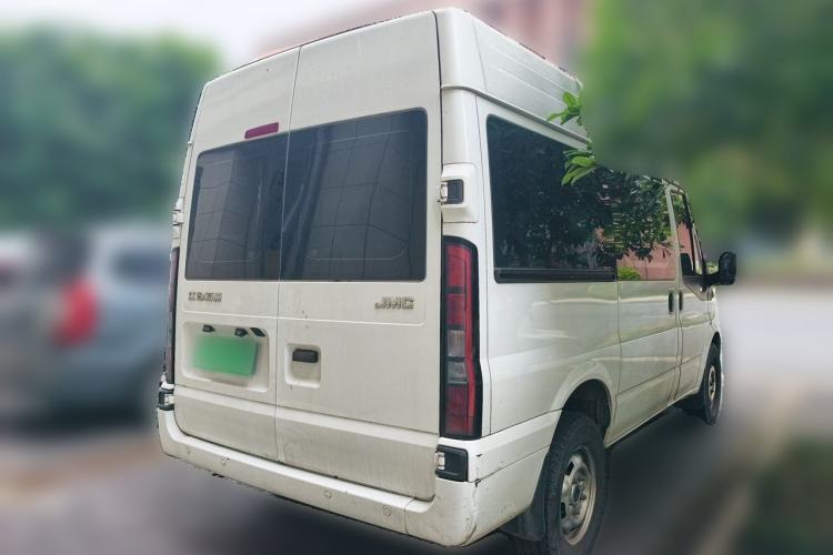 Used JMC Fushun 2023 2.0T Manual Short-Wheelbase Mid-Height Commercial Multi-Purpose 5-Seater Passenger Vehicle Rear Right 45 Deg