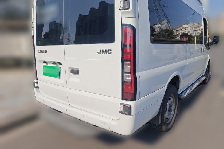 Used JMC Fushun 2023 2.0T Manual Short Wheelbase Mid-Height Passenger Version Business-Class 7-Seater (Non-Commercial) Rear Right 45 Deg