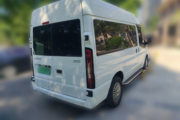 Used JMC Fushun 2023 2.0T Automatic Short-Wheelbase Mid-Height Commercial Multi-Purpose Passenger Vehicle 5 Seats Rear Right 45 Deg