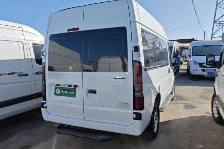 Used JMC Fushun 2023 2.0T Automatic Short-Wheelbase Mid-Top Commercial Multi-Purpose 6-Seater Passenger Vehicle Rear Right 45 Deg