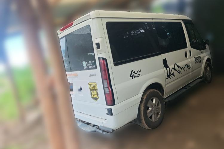Used JMC Fushun 2023 2.0T Automatic Short-Wheelbase Low-Roof Commercial Van 2/3 Seats with Dual-Opening Tailgate Rear Right 45 Deg