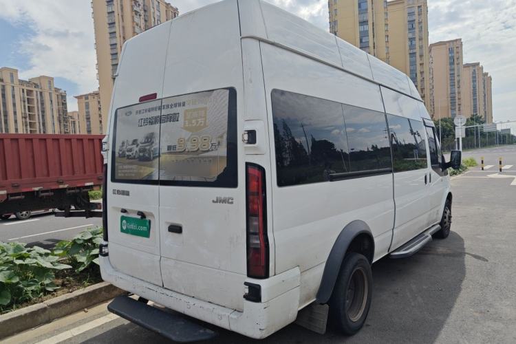Used JMC Fushun 2023 2.0T Manual Diesel Long-Wheelbase High-Roof Business Van with Dual Rear Tires 6–9 Seats Rear Right 45 Deg