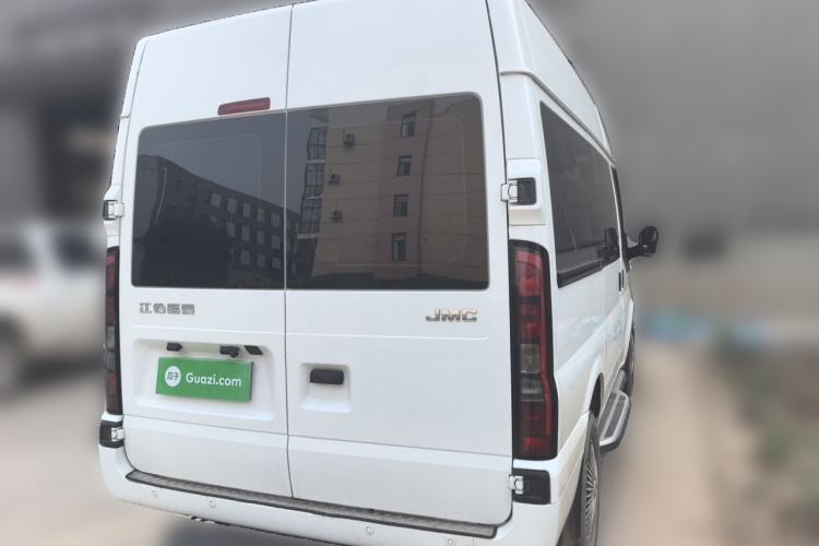 Used JMC Fushun 2023 2.0T Manual Short-Wheelbase Mid-Top Commercial Multi-Purpose 6-Seater Passenger Vehicle Rear Right 45 Deg