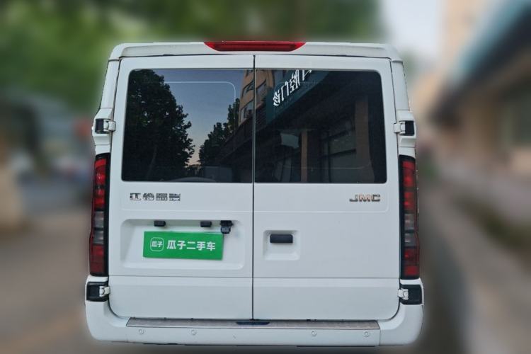 Used JMC Fushun 2023 2.0T Manual Short-Wheelbase Low-Roof Commercial Multi-Purpose Passenger Vehicle 6 Seats with Dual-Opening Tailgate Rear