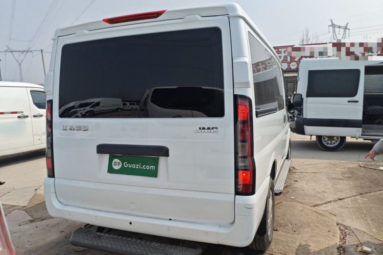 Used JMC Fushun 2023 2.0T Manual Short Wheelbase Low-Roof Commercial Multi-Purpose Passenger Vehicle 6 Seats with Lift-Up Tailgate Rear
