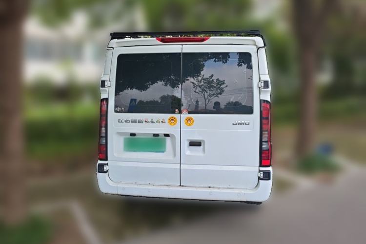 Used JMC Fushun 2023 2.0T Manual Short-Wheelbase Low-Roof Commercial Multi-Purpose Passenger Vehicle 6 Seats with Dual-Opening Tailgate Rear