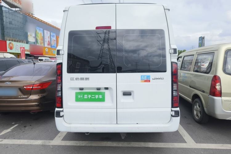 Used JMC Fushun 2023 2.0T Manual Mid-axle Mid-roof Commercial Multi-purpose 6-Seater Passenger Vehicle Rear