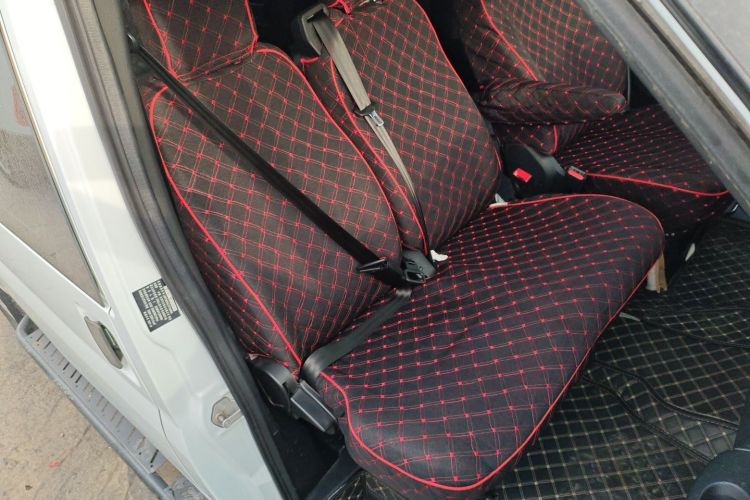 Used JMC Fushun 2023 2.0T Automatic Mid-Range High-Roof Commercial Multi-Purpose 7-Seater Passenger Vehicle Right Front Seat