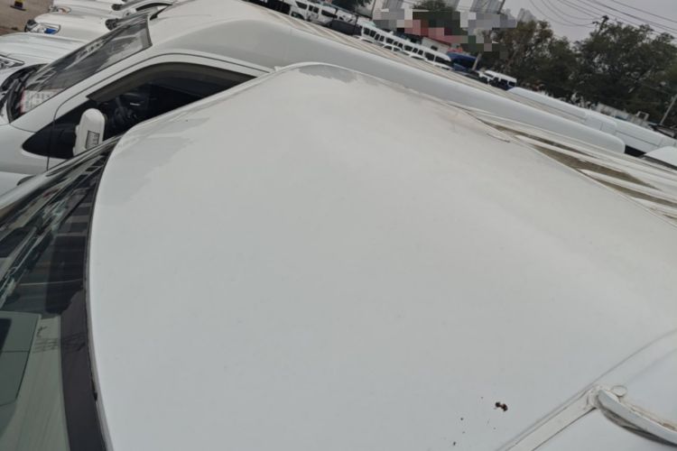 Used JMC Fushun 2023 2.0T Manual Mid-axle Mid-roof Business-Class 9-Seater (Non-Commercial) Roof