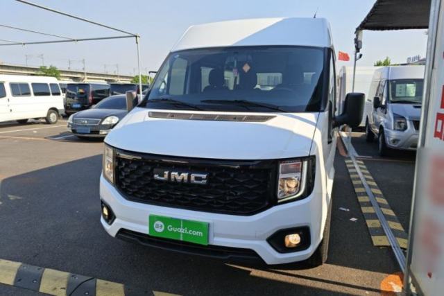 Used JMC Fushun 2023 2.0T Automatic Short-Wheelbase Mid-Height Commercial Multi-Purpose Passenger Vehicle 5 Seats