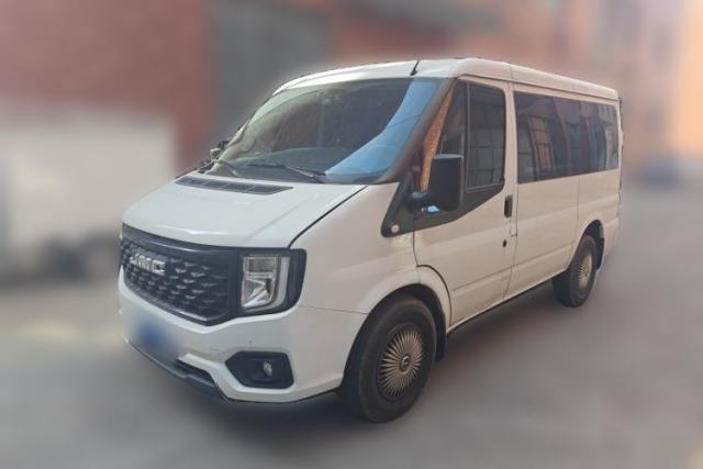 Used JMC Fushun 2023 2.0T Manual Short-Wheelbase Low-Roof Commercial Van 2/3 Seats with Dual-Swing Tailgate