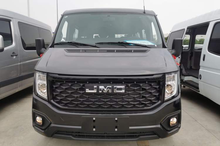 Used JMC Fushun 2024 2.0T Manual Diesel Short-Wheelbase Low-Roof Commercial Multi-Purpose Passenger Vehicle 5 Seats (Double-Swing Tailgate) Front