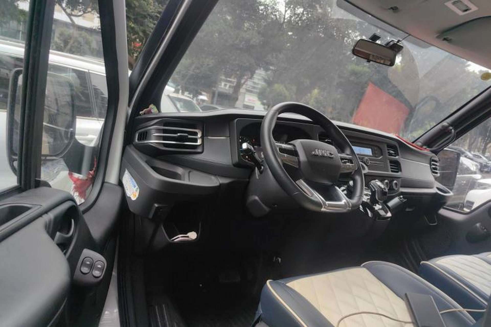 Used JMC Fushun  Driver Seat