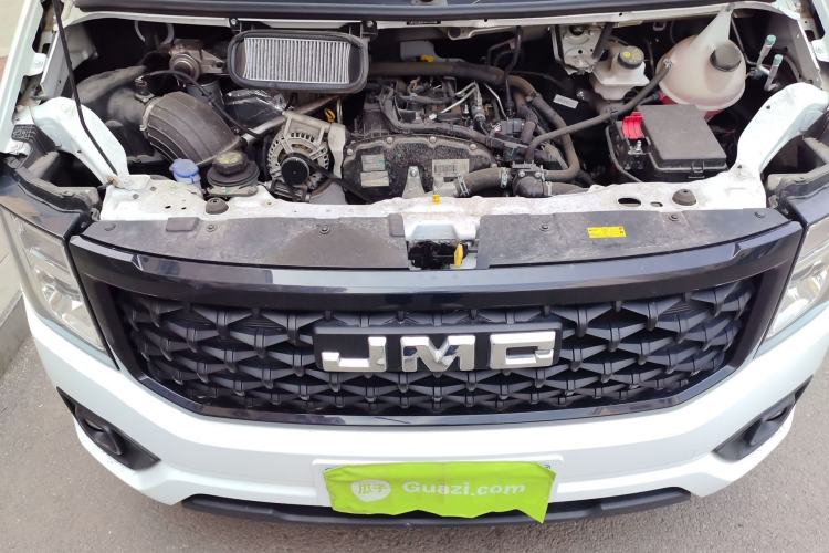 Used JMC Fushun 2024 2.0T Manual Diesel Short-Wheelbase Low-Roof Commercial Multi-Purpose Passenger Vehicle 5 Seats (Double-Swing Tailgate) Engine Bay